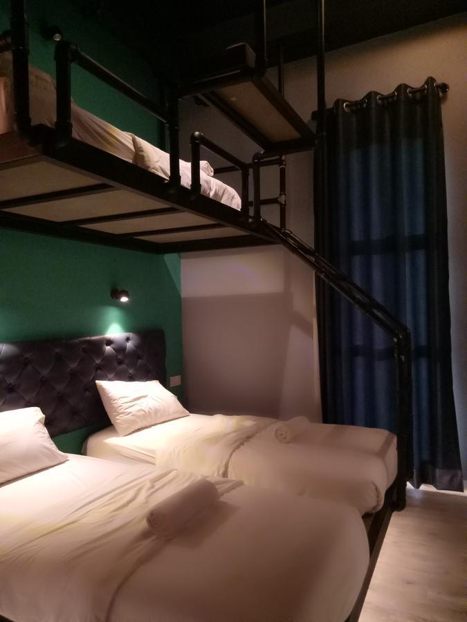 Tube Hotel Klebang Melaka 외부 사진
