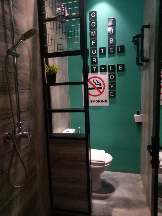 Tube Hotel Klebang Melaka 외부 사진