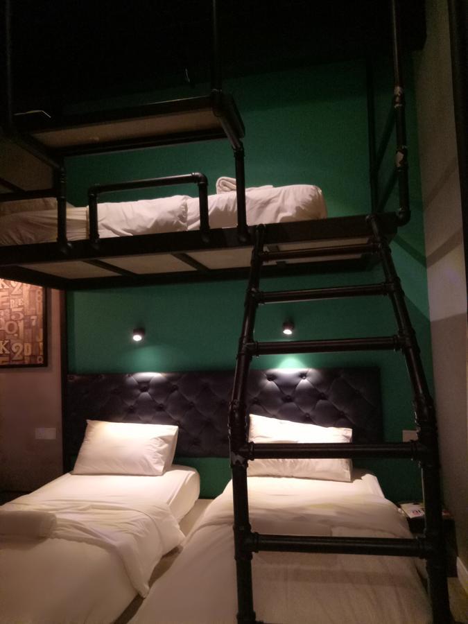 Tube Hotel Klebang Melaka 외부 사진