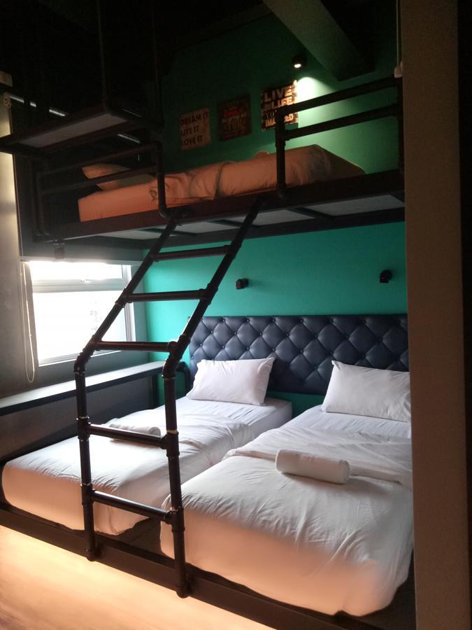 Tube Hotel Klebang Melaka 외부 사진