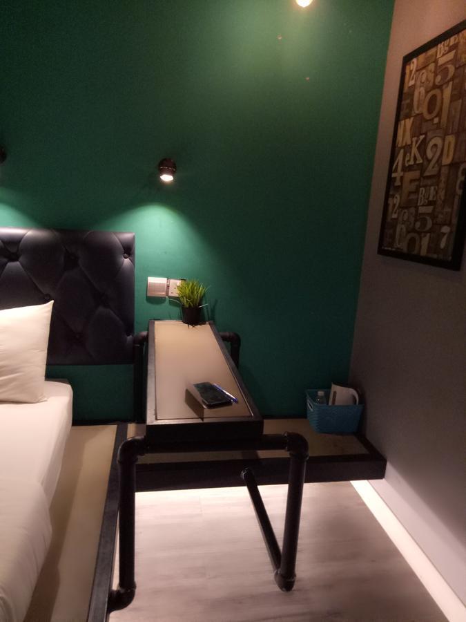 Tube Hotel Klebang Melaka 외부 사진